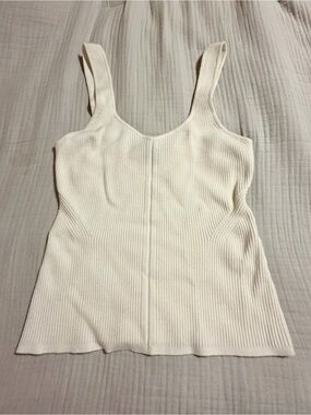 White House Black Market Cream Ribbed Scoop Tank Sz L NEW